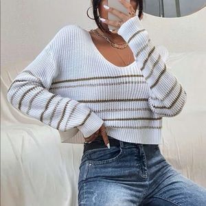Cropped knitted sweater
